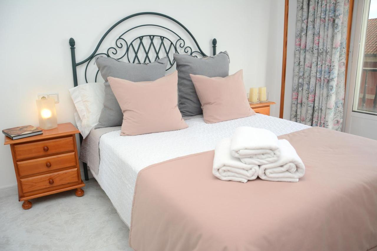 산신소 Desconectaengalicia Mantela, Vistas Puerto Deportivo, 20M Playa 아파트 외부 사진